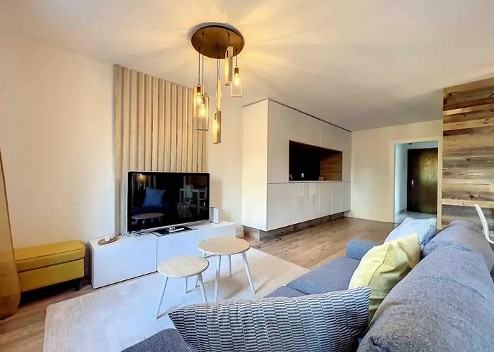 公寓 Primeroses I 43m2 I Balcony I Near The Centre 9 Min 克莱恩 蒙塔纳